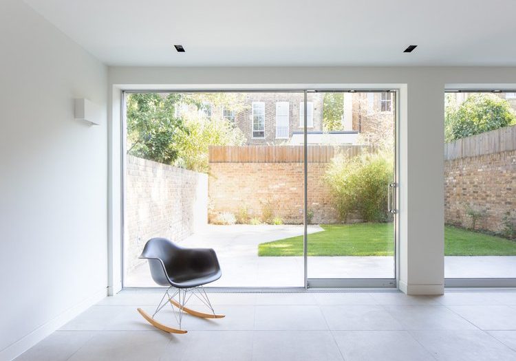 extension Streatham